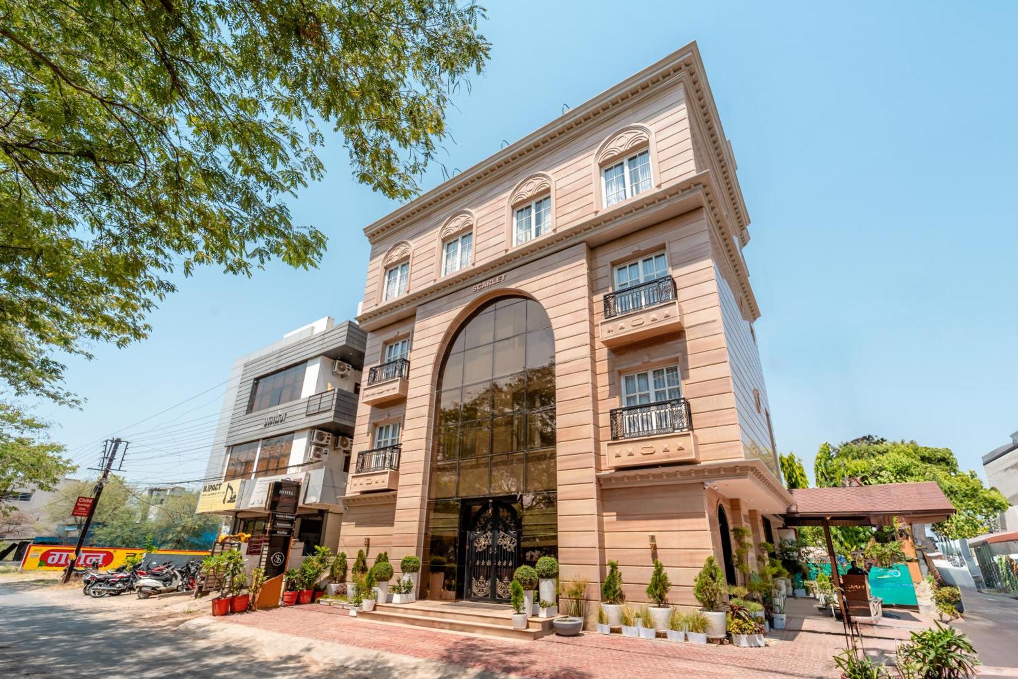Playsales Scarlet Vijay Nagar Indore Exterior foto